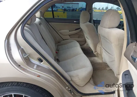 2005 Honda Accord 2.4 Lx z USA, uszkodzony, nr VIN 1HGCM56435A075934